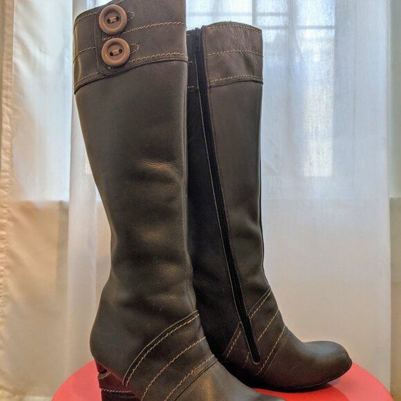 Fly London Boots - Picture 8 of 8